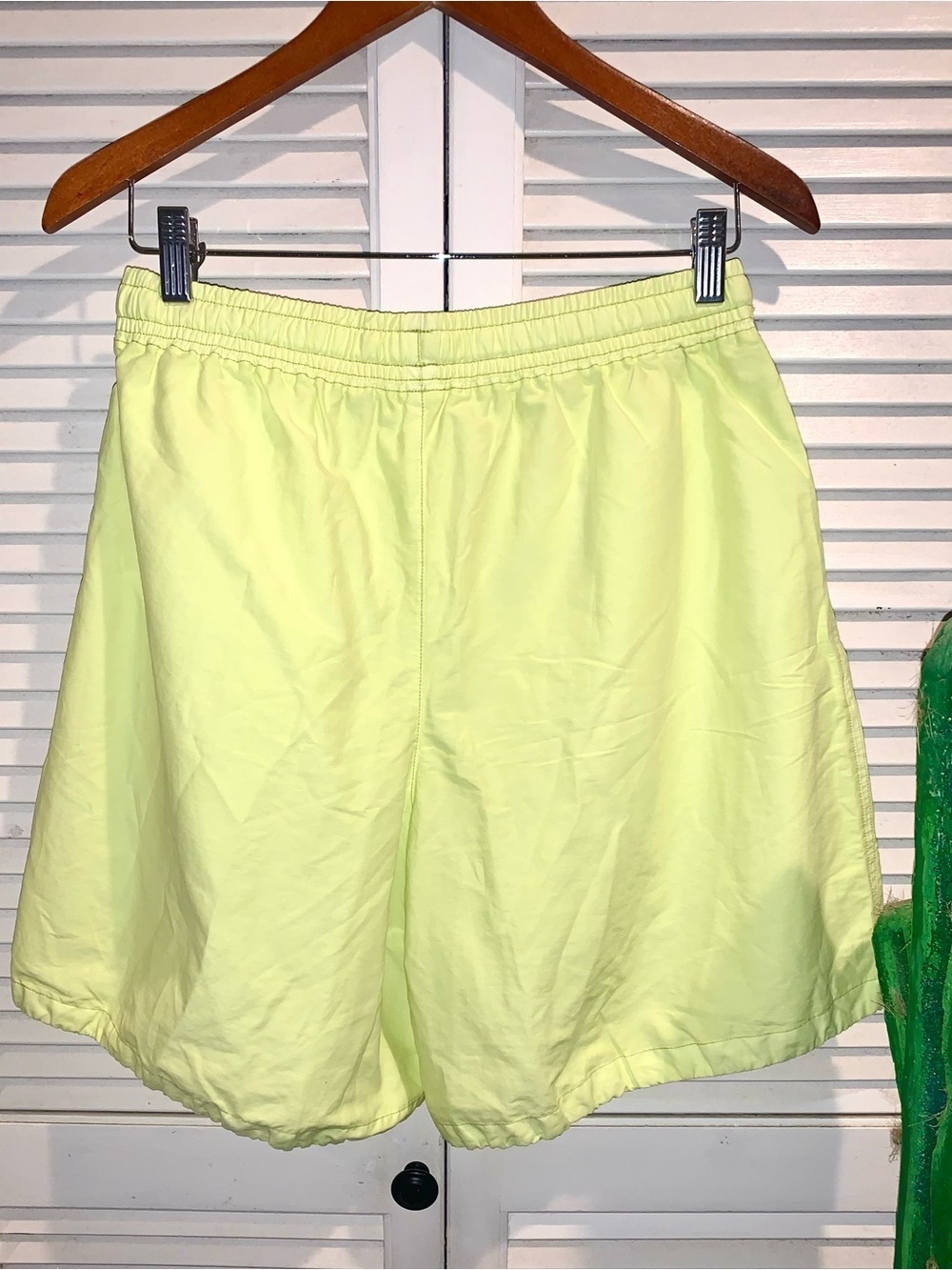 FP Movement Free People In A Cinch Shorts Sour Citrus Woman’s size Medium - Picture 6 of 8